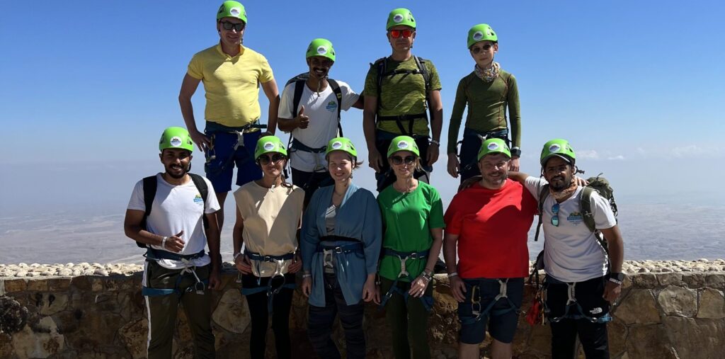 Group adventure tour in Jabal Samhan, Salalah Oman – mountain hiking and abseiling experience in Dhofar