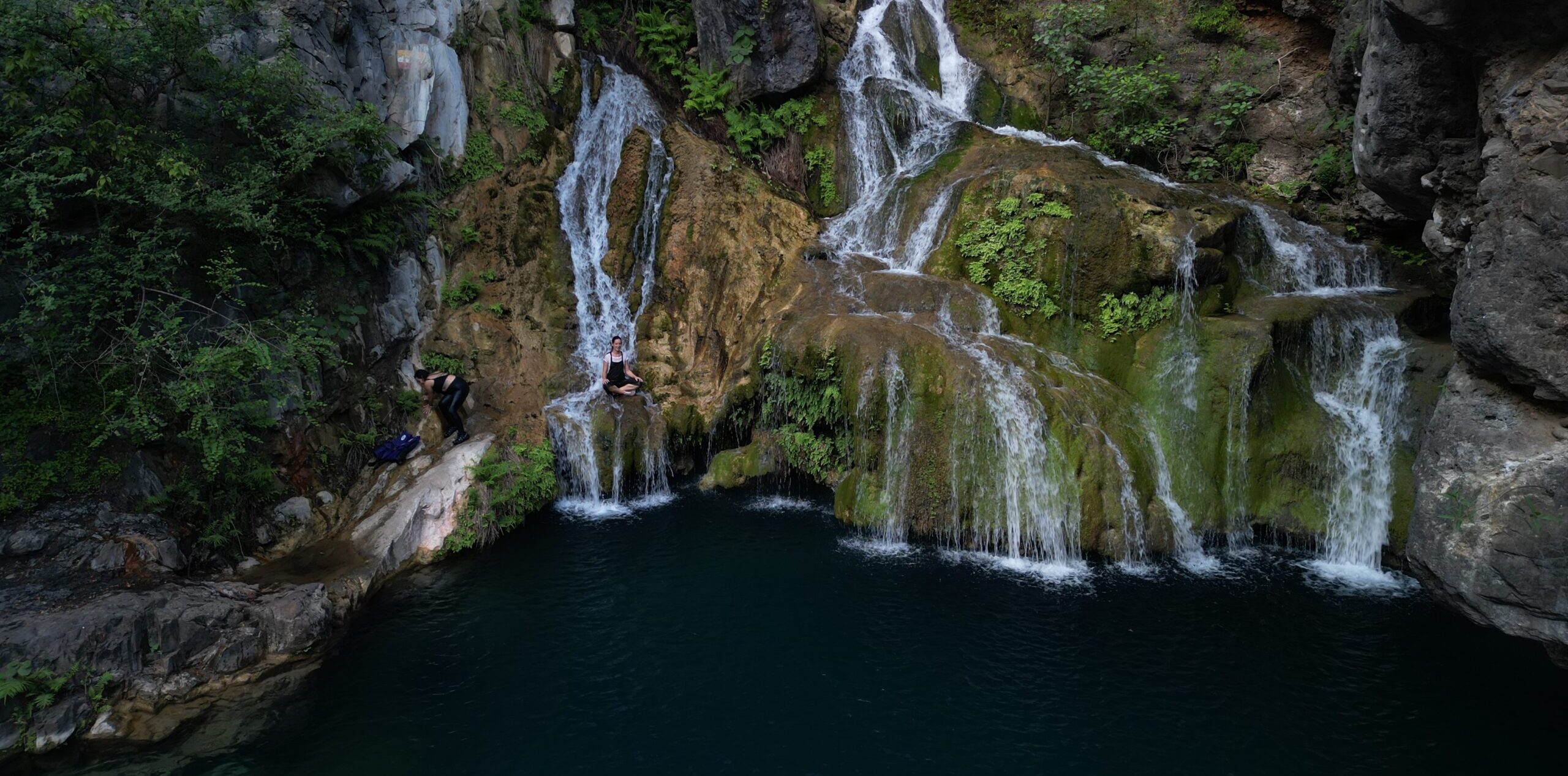 Hiking Ain Ghaidh Waterfall